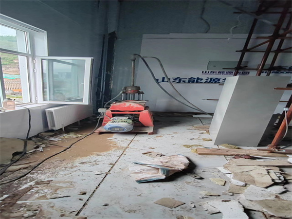 石碣镇地基基础下沉墙体裂缝加固注浆顶升施工